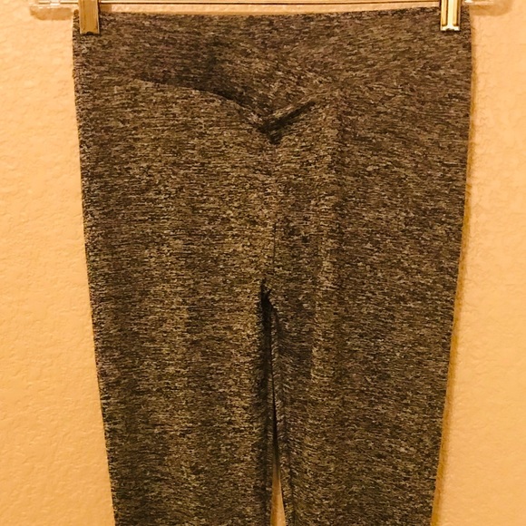 Scrunch Booty Boost push up leggings! Classic gray - Picture 4 of 7